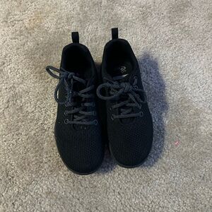 Black Non-Slip Shoes